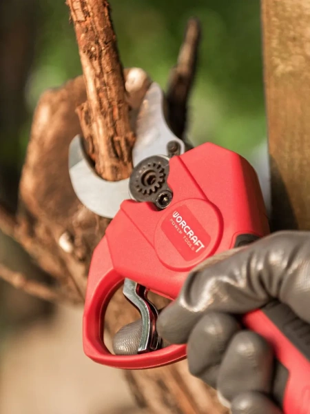 Секатор садовый аккумуляторный Без АКБ И ЗУ