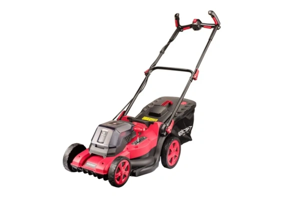 Аккумуляторная газонокосилка WORCRAFT